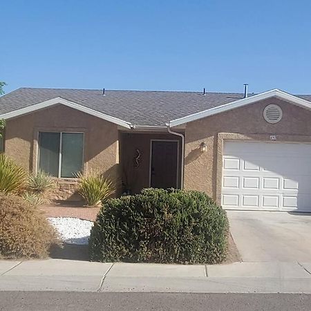 I Deal Lake Powell Home 3Br, Jacuzzi, Bbq, Firepit Page Exteriör bild